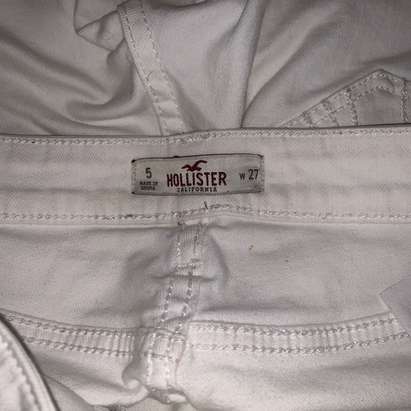 Lightly Worn Hollister High Rise Ankle - Picture 5 of 5